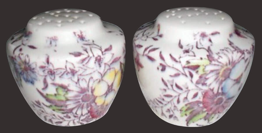 Santa Maria Salt & Pepper Set by Metlox - Poppytrail - Vernon-1