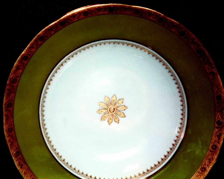 G7362 Dinner Plate by Minton-1