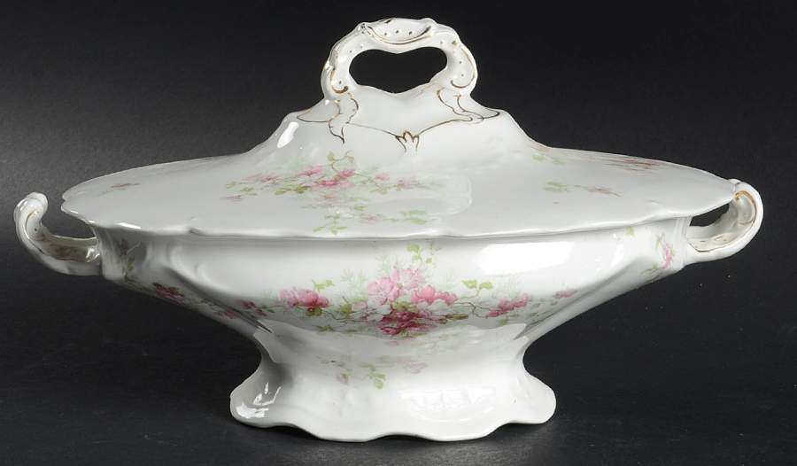 MAD70 Oval Covered Vegetable by John Maddock & Sons-1