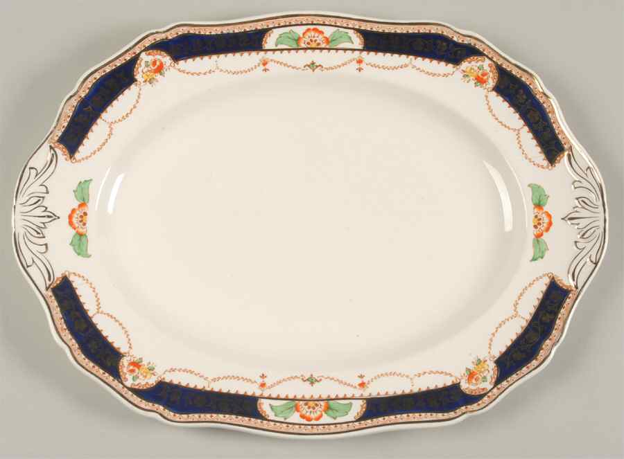 Caledonia (Scalloped) 14" Oval Serving Platter by Alfred Meakin-1