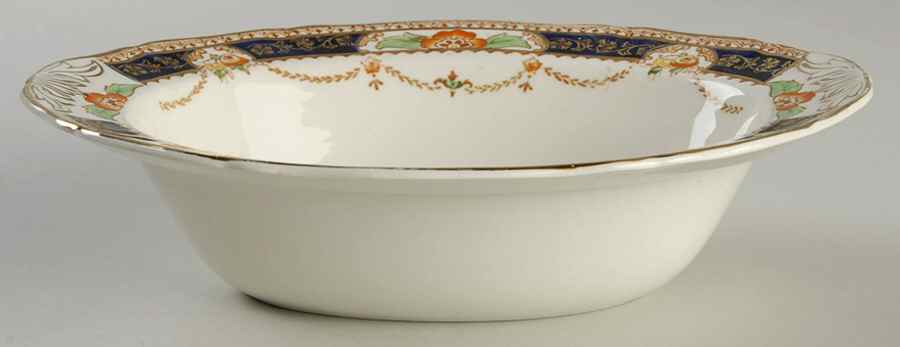 Caledonia (Scalloped) 9" Oval Vegetable Bowl by Alfred Meakin-1