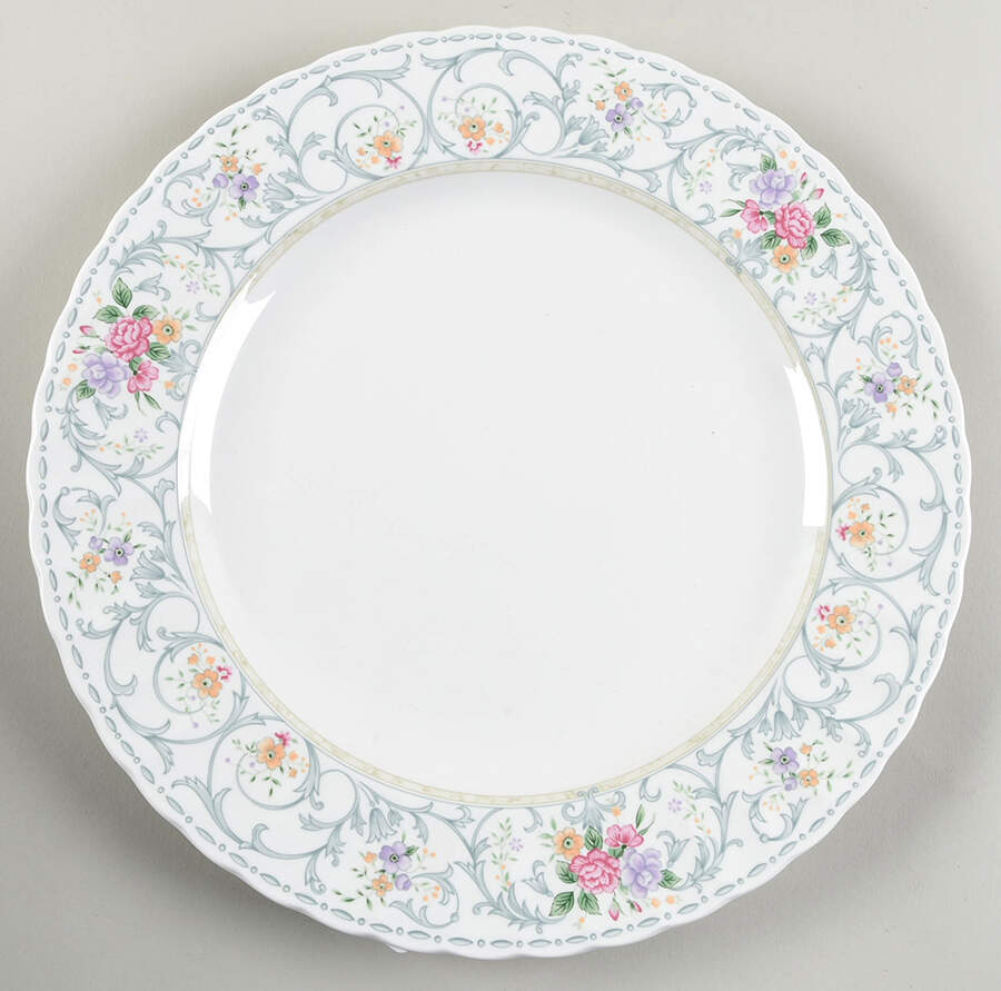 Brocade Chop Plate (Round Platter) by Mikasa-1