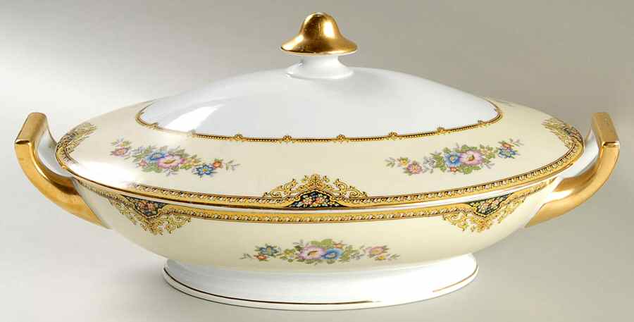 Uxbridge Oval Covered Vegetable by Meito-1
