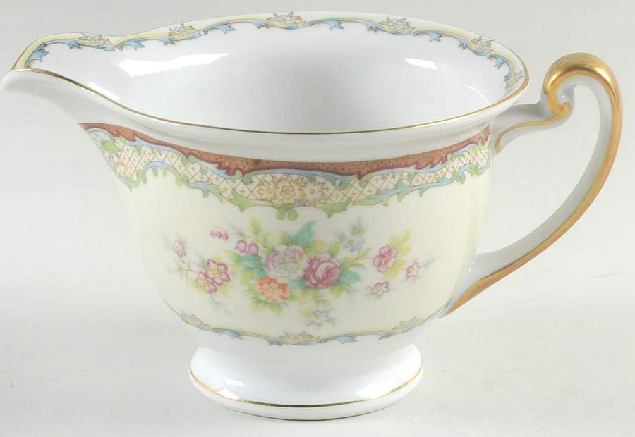 Marlborough Creamer by Meito-1