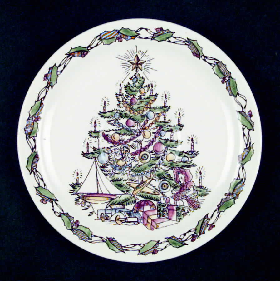 Christmas Tree Saucer by Metlox - Poppytrail - Vernon-1