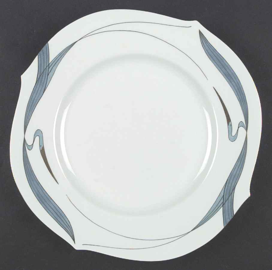 704610 Dinner Plate by Meissen (Germany)-1