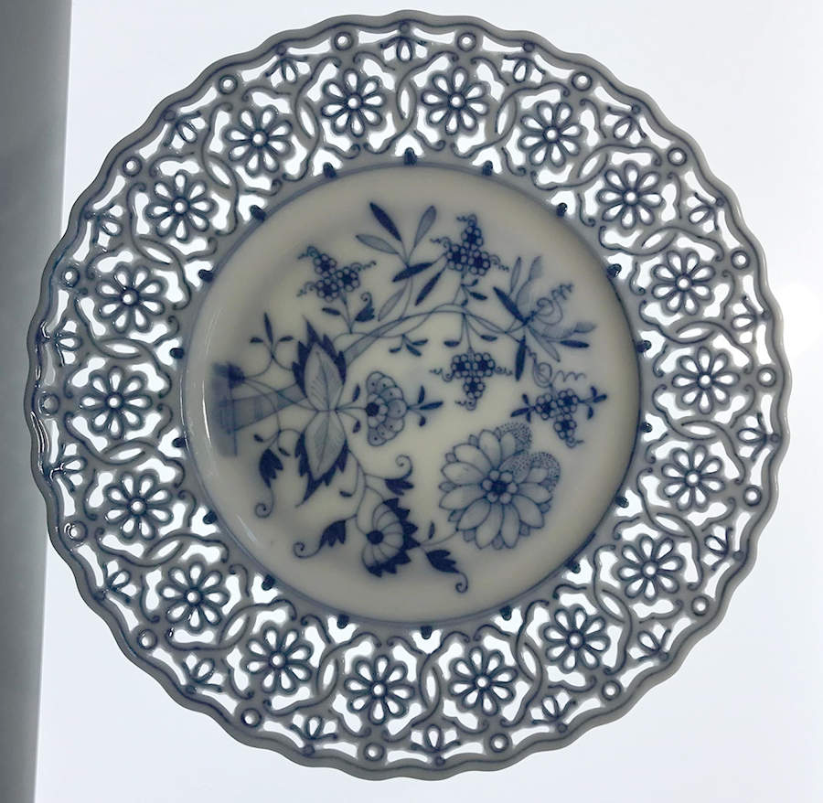 Blue Onion (Pierced, No Trim) Dessert/Pie Plate by Meissen (Germany)-1