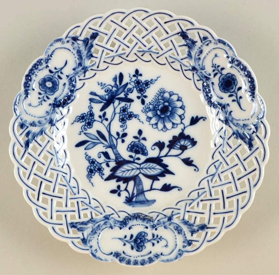 Blue Onion (Pierced, No Trim) Salad Plate by Meissen (Germany)-1