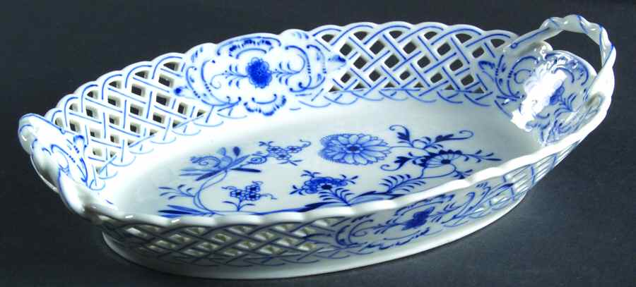 Blue Onion (Pierced, No Trim) 10" Oval Pierced Basket by Meissen (Germany)-1