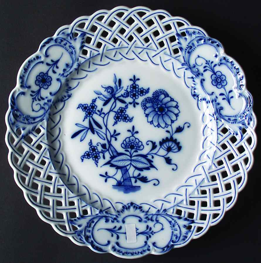 Blue Onion (Pierced, No Trim) Dinner Plate by Meissen (Germany)-1