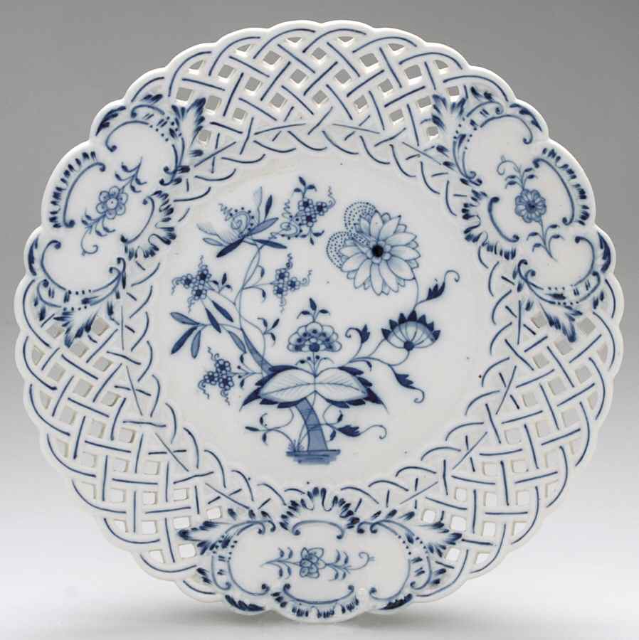 Blue Onion (Pierced, No Trim) Dinner Plate by Meissen (Germany)-1