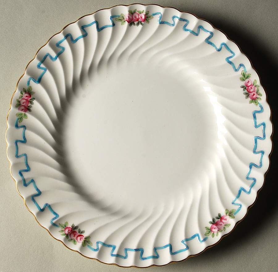 G9015F Luncheon Plate by Minton-1