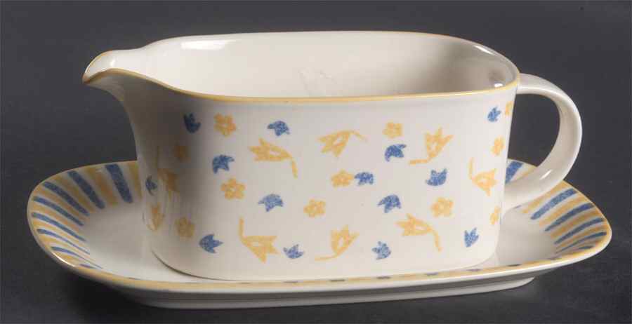 Spring Court Yellow Gravy Boat & Underplate by Mikasa-1