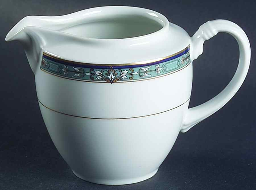 Belvedere Creamer by Mikasa-1