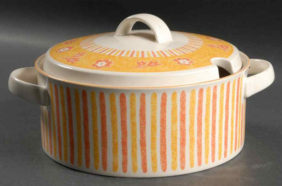 Spring Court Rust Tureen &  Lid by Mikasa-1