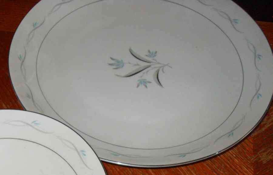 Hilton 9" Round Vegetable Bowl by Mikasa-1