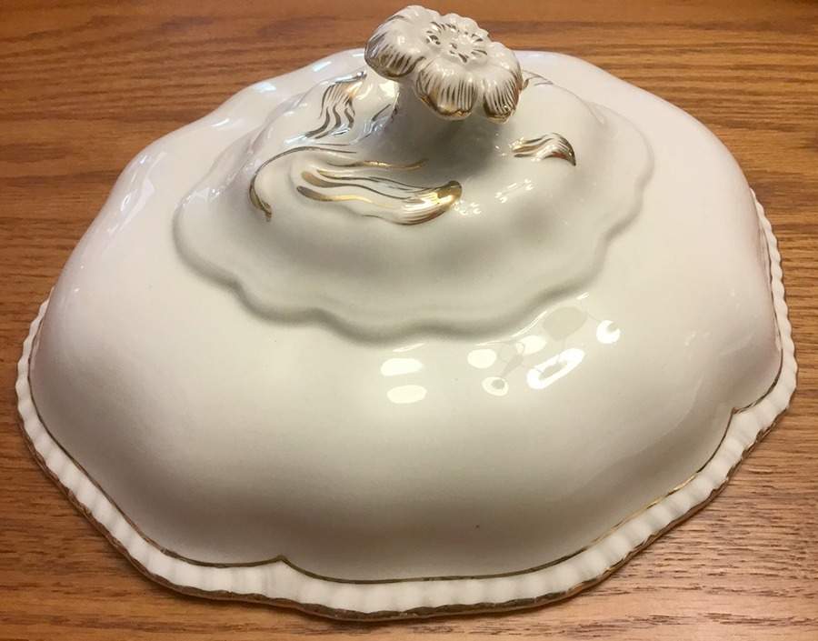MAD79 Lid for Round Butter by John Maddock & Sons-1