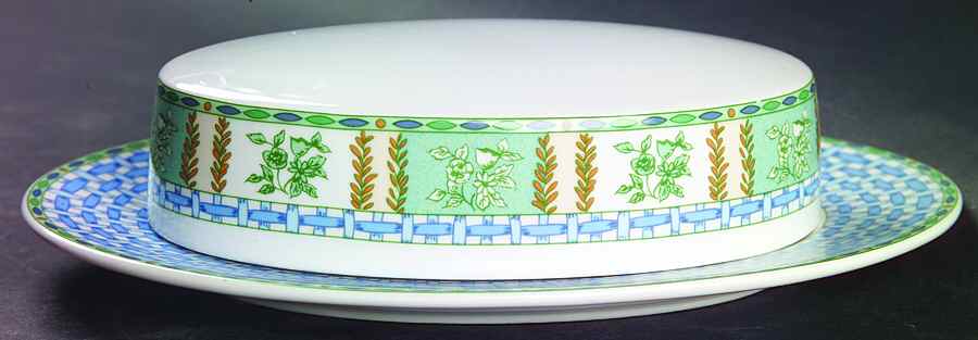 Village Inn 1/4 Lb Covered Butter by Mikasa-1