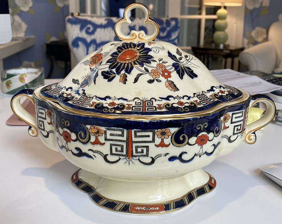 Windsor Round Covered Vegetable by Mason's-1