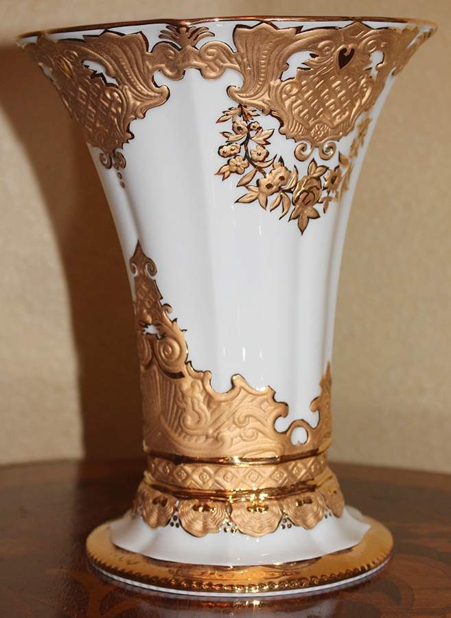 Gold Leaf (Germany) 8" Vase by Meissen (Germany)-1