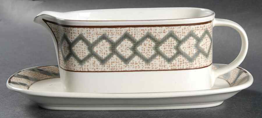 Villagio Gravy Boat & Underplate (Relish/Butter) by Mikasa-1