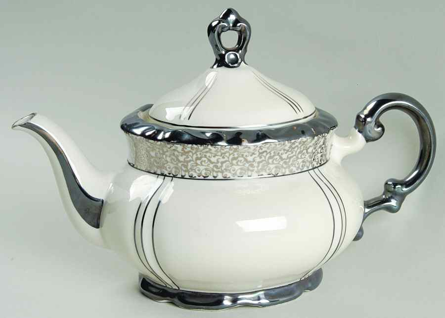MIT87 Teapot & Lid by Mitterteich-1