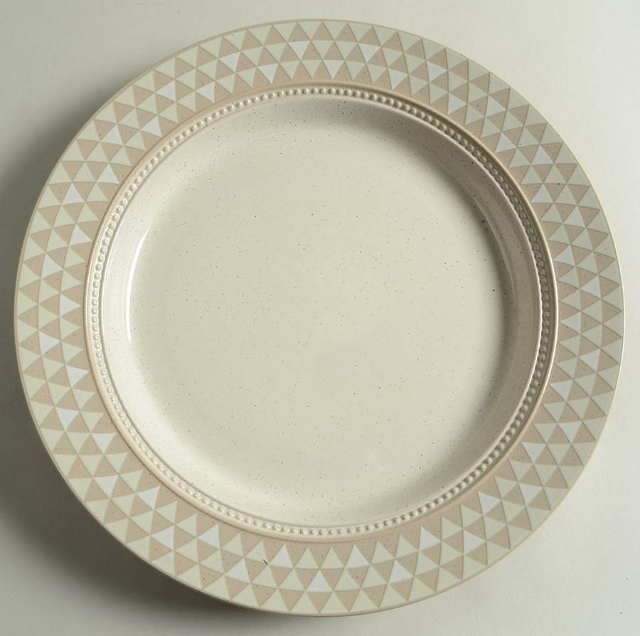 Ventura 12" Chop Plate (Round Platter) by Mikasa-1