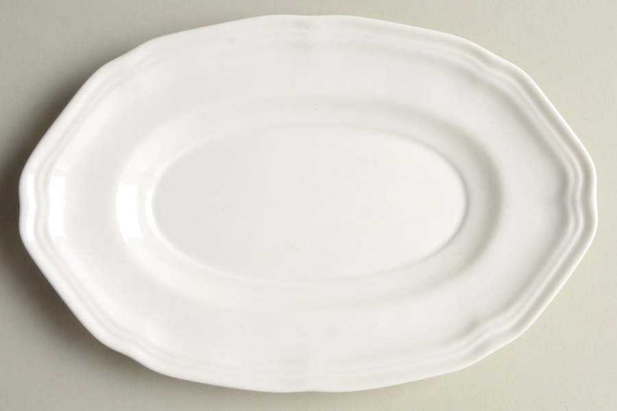 Antique White (Not Bone) Underplate for Gravy Boat by Mikasa-1
