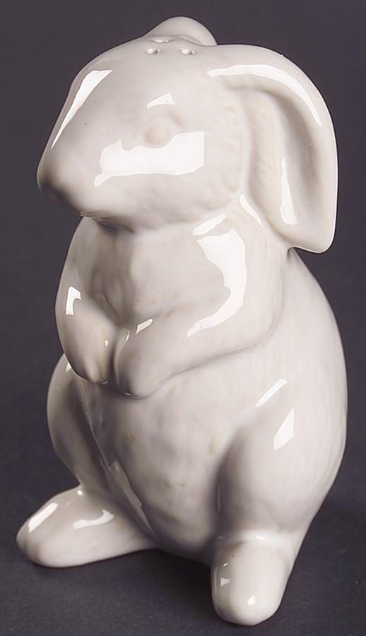 Antique White (Not Bone) Figural Pepper Shaker by Mikasa-1