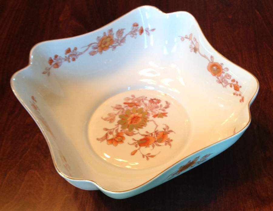Iris 9" Round Vegetable Bowl by Mottahedeh-1