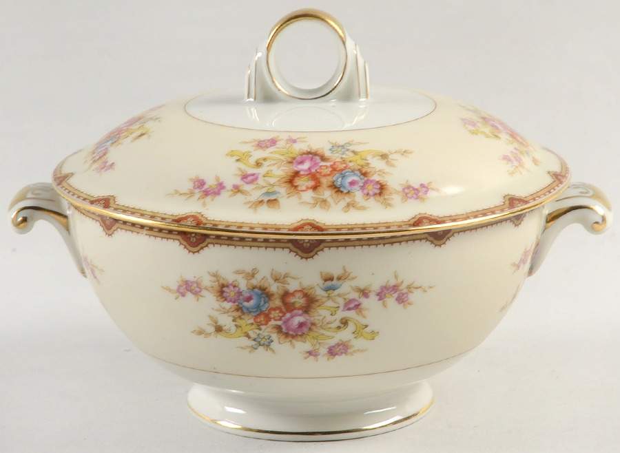 MEI647 Sugar Bowl & Lid by Meito-1
