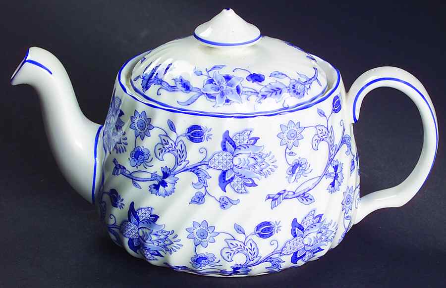 Hardwick Mini Teapot & Lid by Minton-1