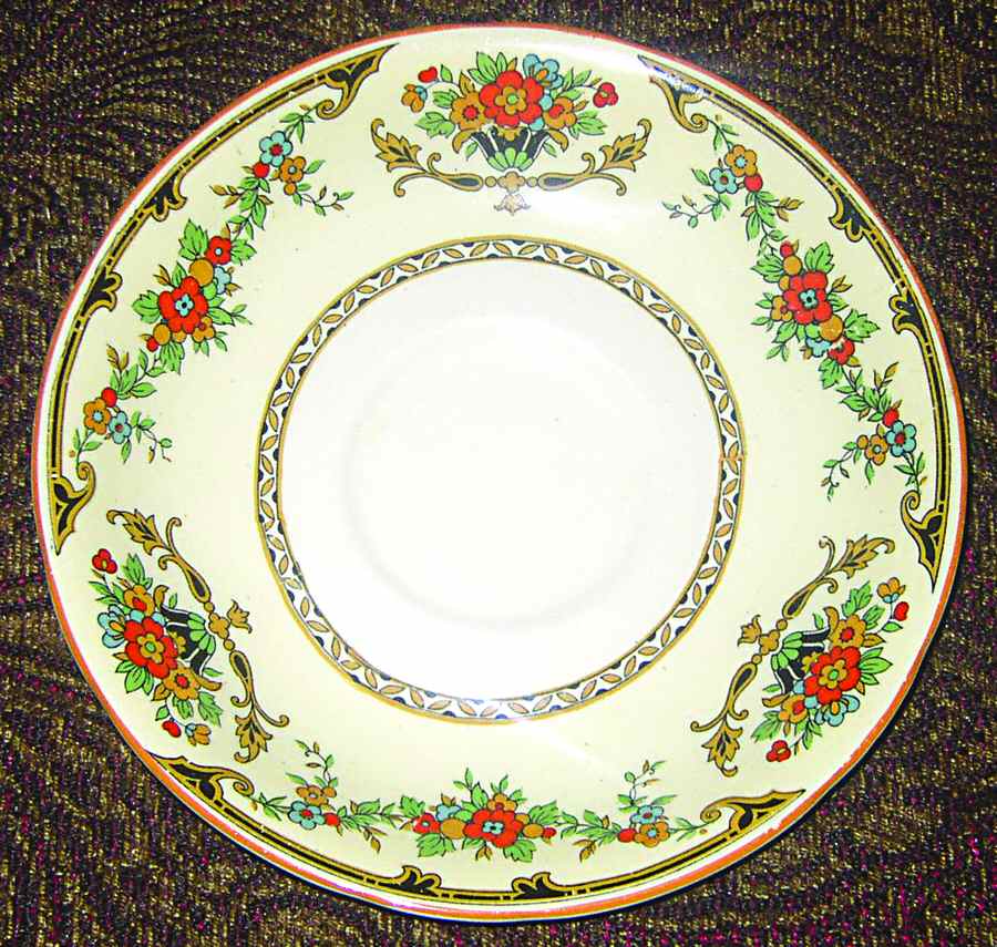 MAD87 Saucer by John Maddock & Sons-1