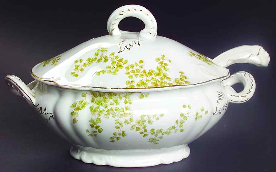 MAD90 Sauce Boat & Lid with Ladle by John Maddock & Sons-1