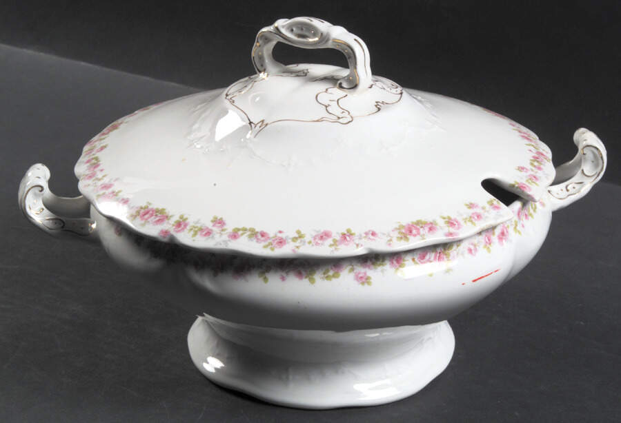 MAD95 Tureen &  Lid by John Maddock & Sons-1