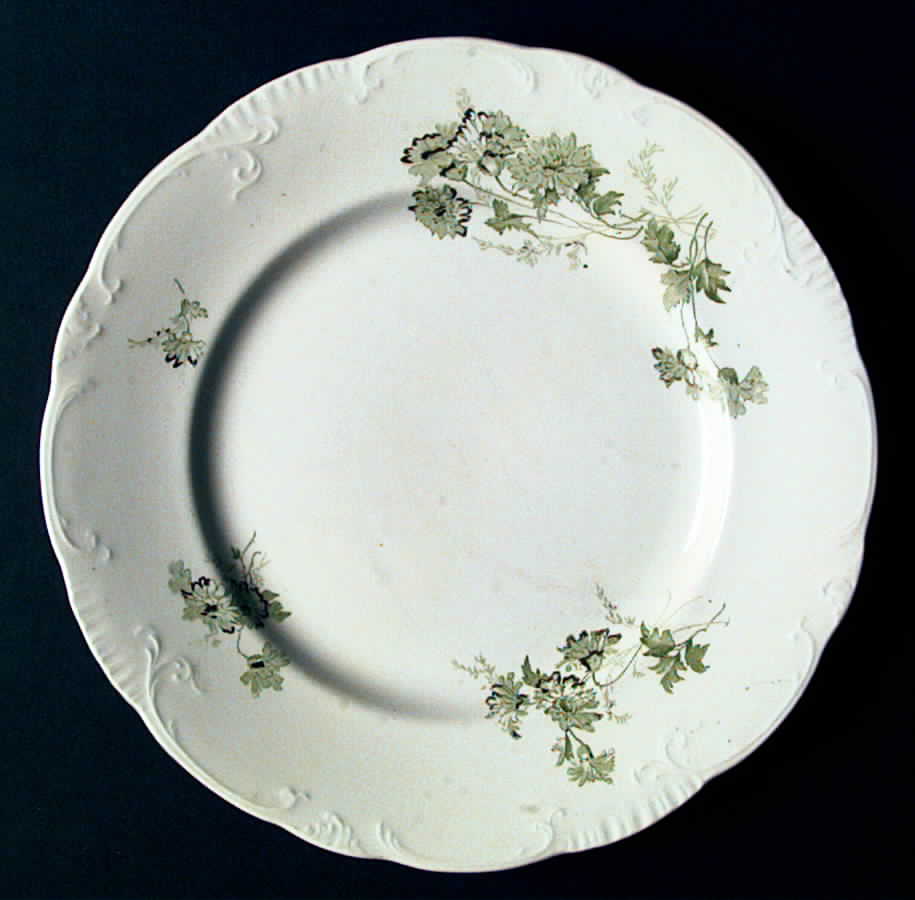 Messina Green Dinner Plate by Alfred Meakin-1