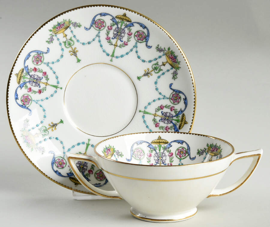 H3194 Footed Bouillon Cup & Saucer by Minton-1