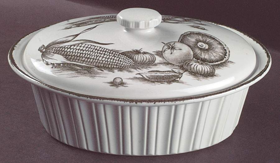 MDW19 3 Quart Oval Covered Casserole by W R Midwinter Ltd-1