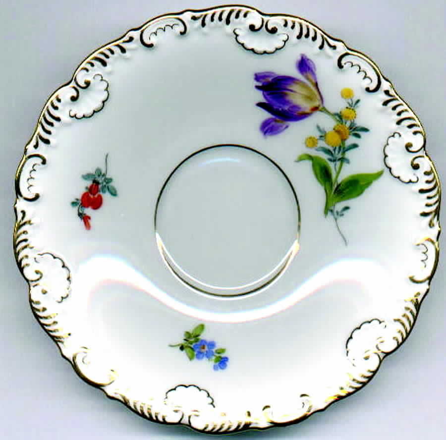 MSS65 Saucer by Meissen (Germany)-1