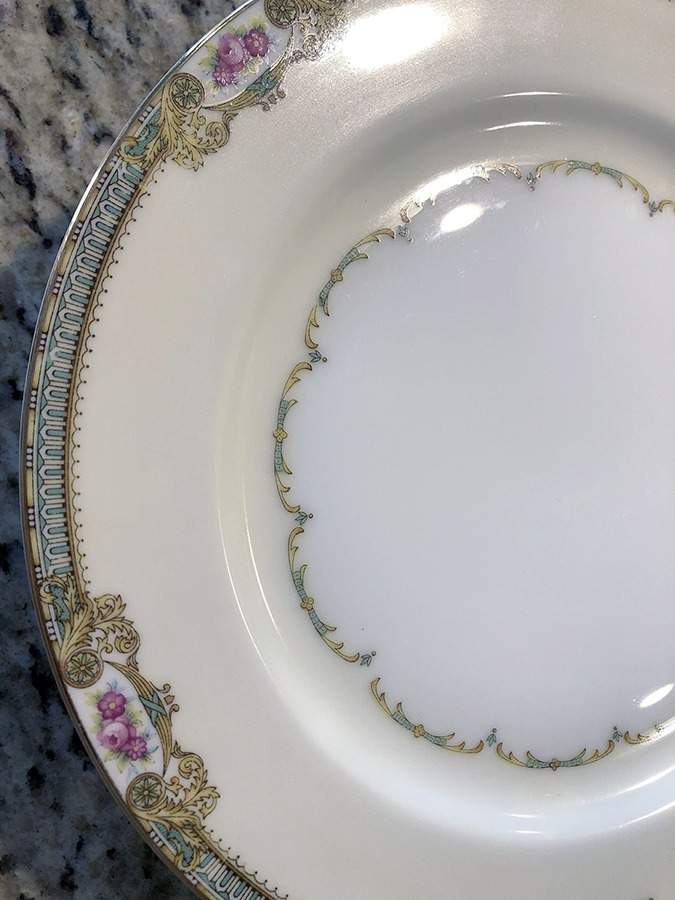 V1214 Dinner Plate by Meito-1