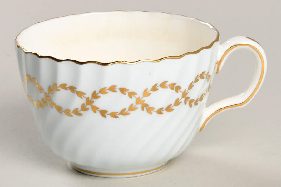 S600 Flat Cup by Minton-1
