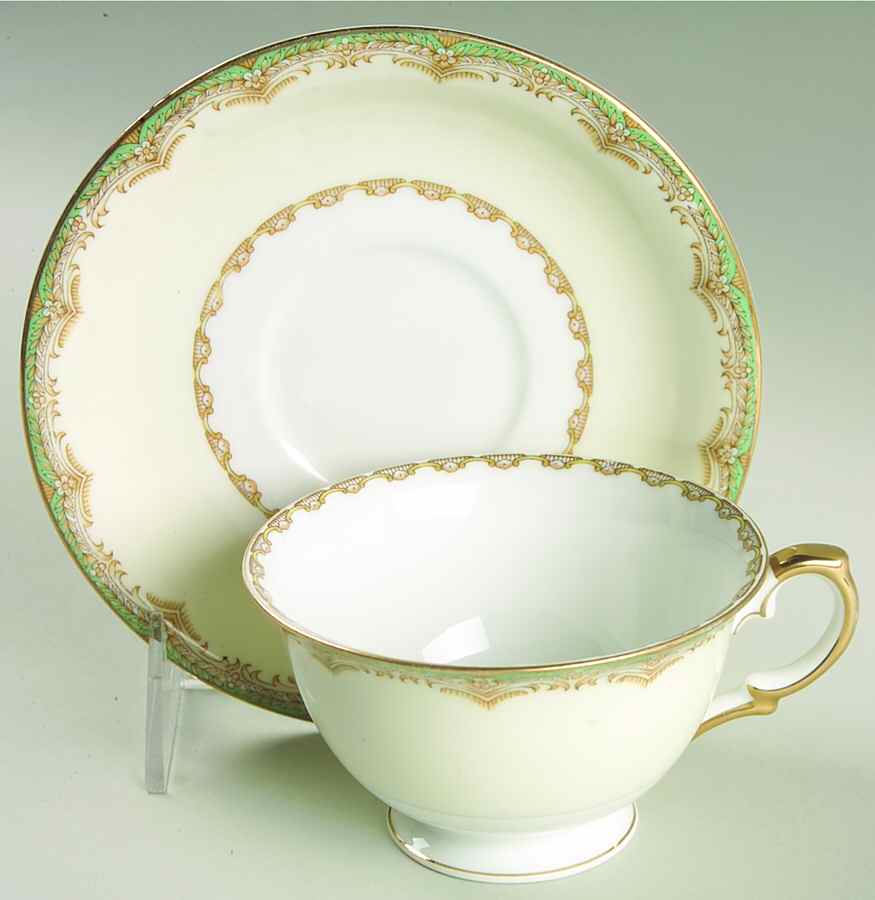 MEI677 Footed Cup & Saucer Set by Meito-1