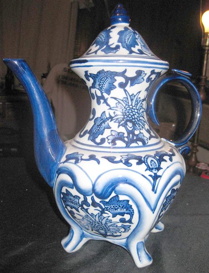 China Blue Coffee Pot & Lid by Seymour Mann-1