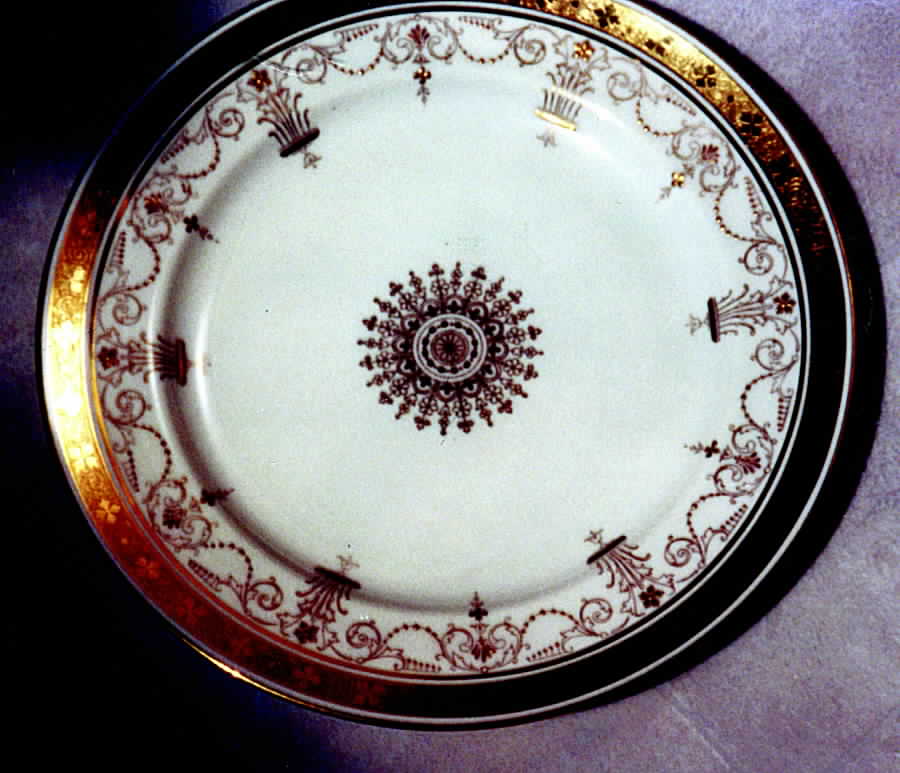 G7317 Dinner Plate by Minton-1