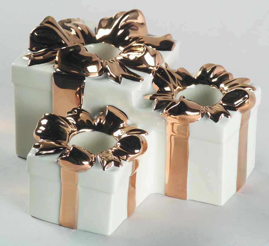 Holiday Elegance Candleholder 3 Light by Mikasa-1