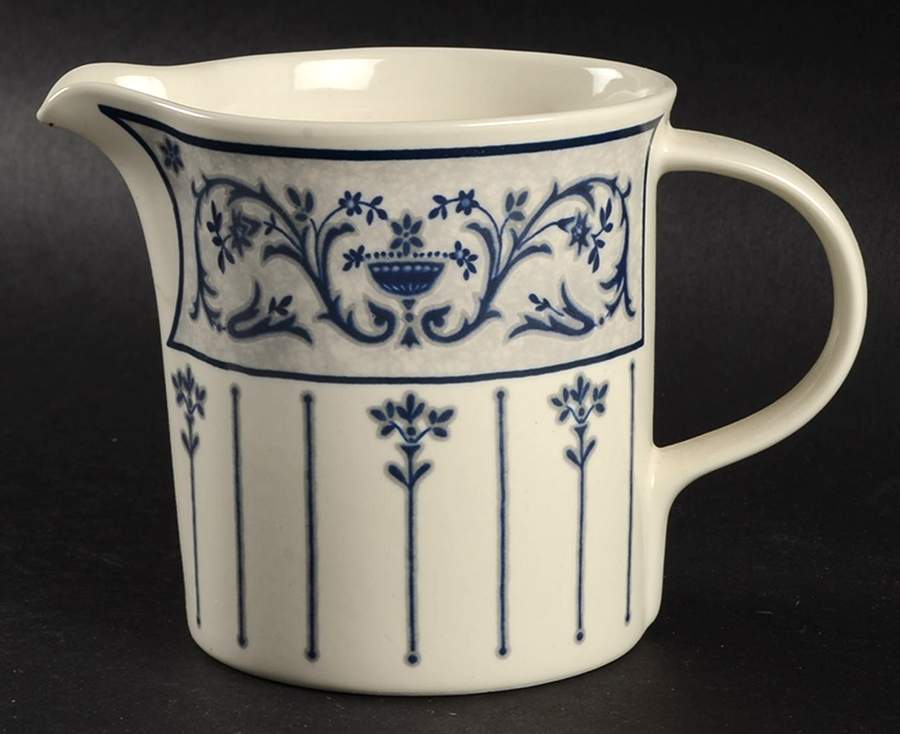 Lyrique Creamer by Mikasa-1