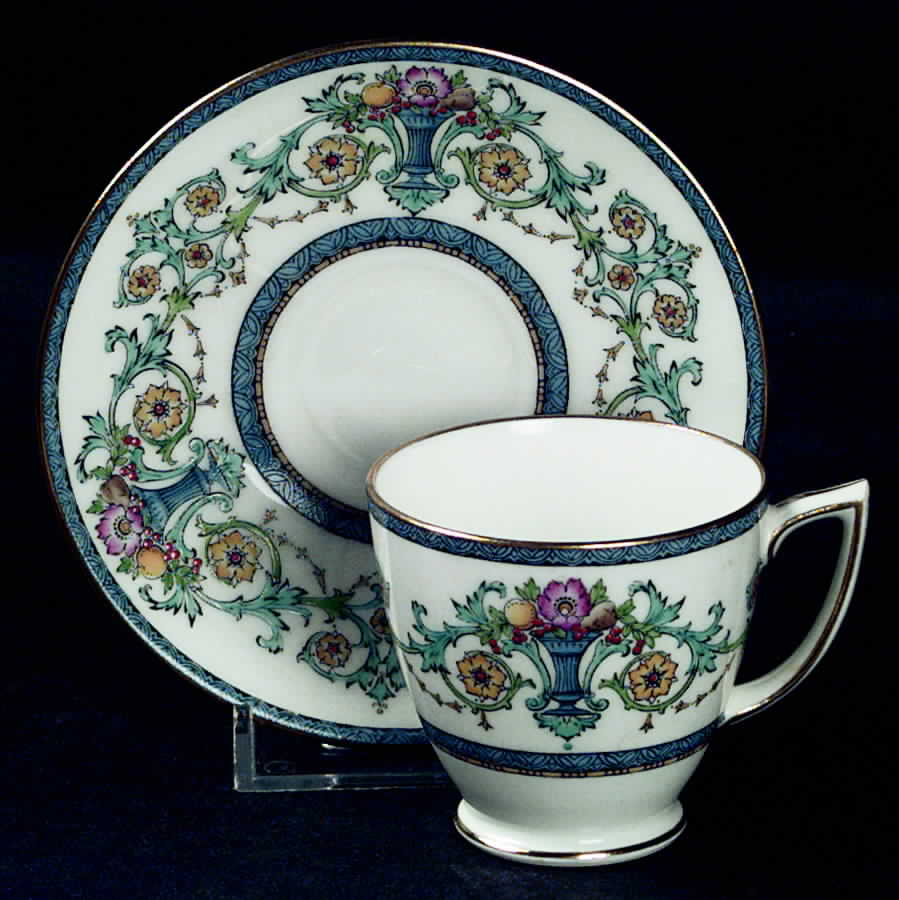 H3667 Footed Demitasse Cup & Saucer Set by Minton-1