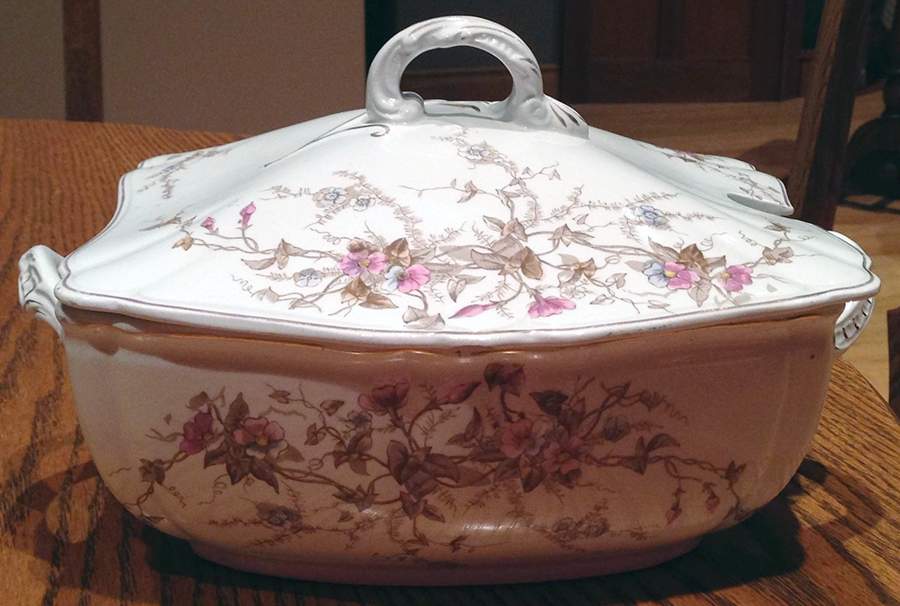 Spray Tureen &  Lid by Alfred Meakin-1