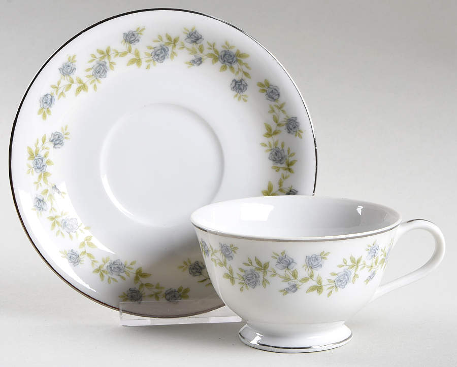Hampton (Smooth) Footed Cup & Saucer Set by Mt Hira-1