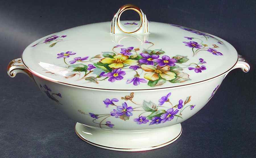 Adele (Orleans Shape, Narrow Rim) Round Covered Vegetable by Meito-1